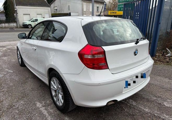 BMW Serie 1 Magnifique en 2l 143 cv  de 2011