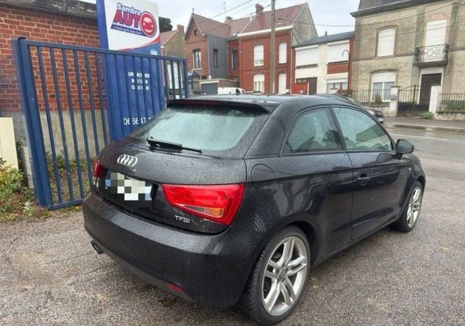 Audi A1 Magnifique en 1,2 85 cv pack s-Line  de 2011