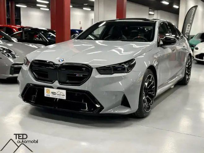 BMW M5 Hybrid 727cv  de 2025