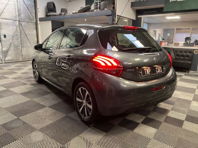 Peugeot 208 1.6 BlueHDi Phase II 75ch Style CarPlay  Gris anthracite de 2017
