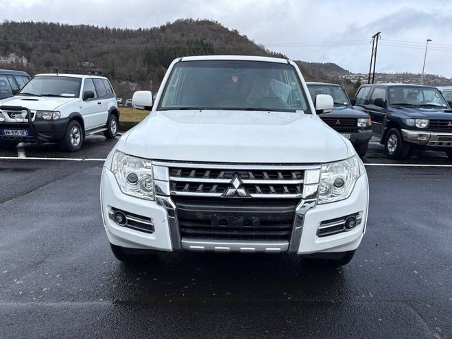 Cliquer pour voir la photo suivante Mitsubishi Montero Blanc de 2016