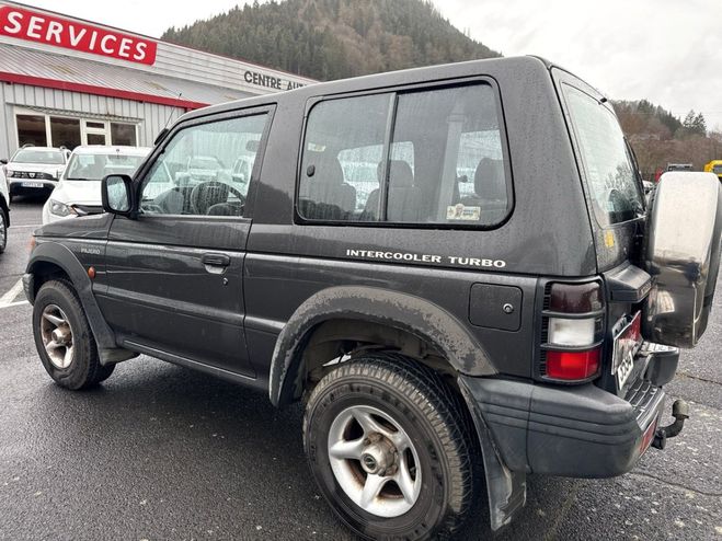 Mitsubishi Pajero INTERCOOLER TURBO Gris de 1992
