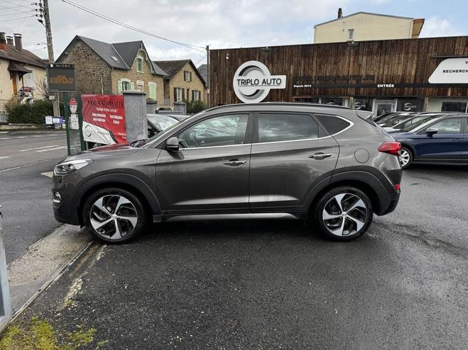 Hyundai Tucson 1.7 CRDi - 141 Bva S&S Creative gps + ca GRIS FONCE de 2017
