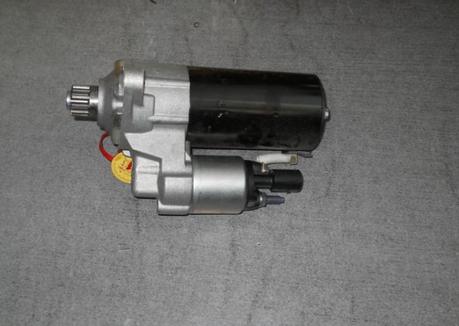 Mercedes Vente-pieces D�marreur - alternateur- occasion - de 0