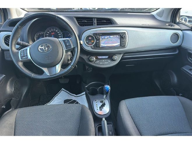 Toyota Yaris HYBRIDE 100h Dynamic Blanche de 2013