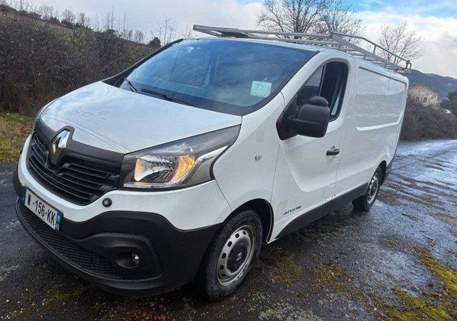 Cliquer pour voir la photo suivante Renault Trafic 3 1.6 125cv 2017 ct vierge attelage gale de 2017