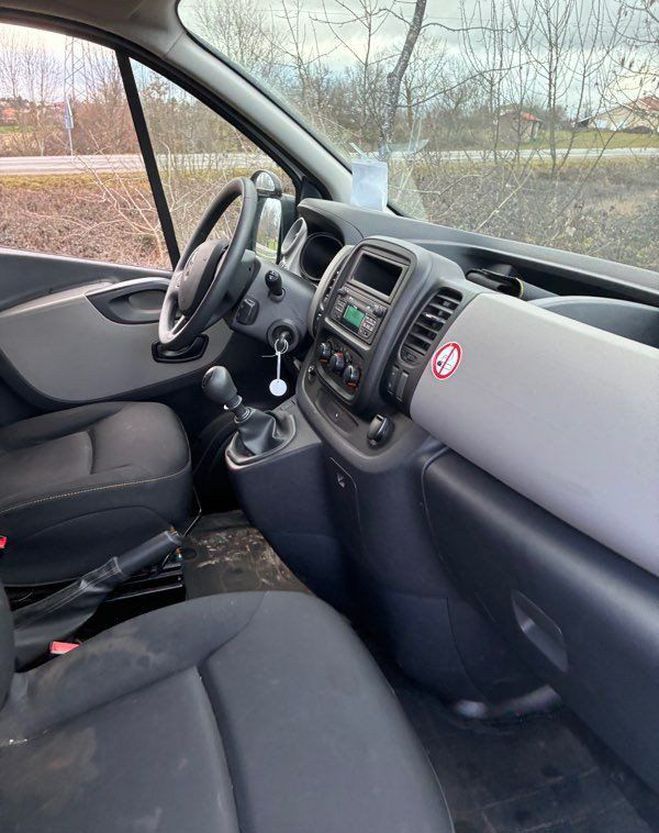 Renault Trafic 3 1.6 125cv 2017 ct vierge attelage gale  de 2017