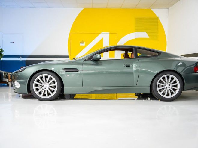 Aston martin Vanquish   de 2002