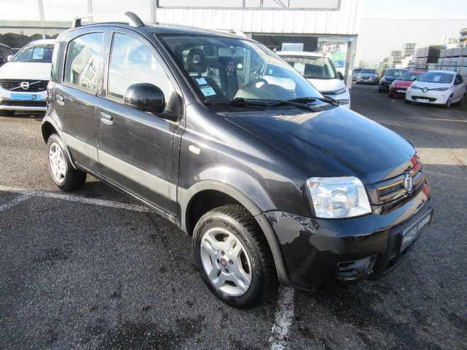 Fiat Panda 4X4 1.2 8V 69 ch Noir de 2012