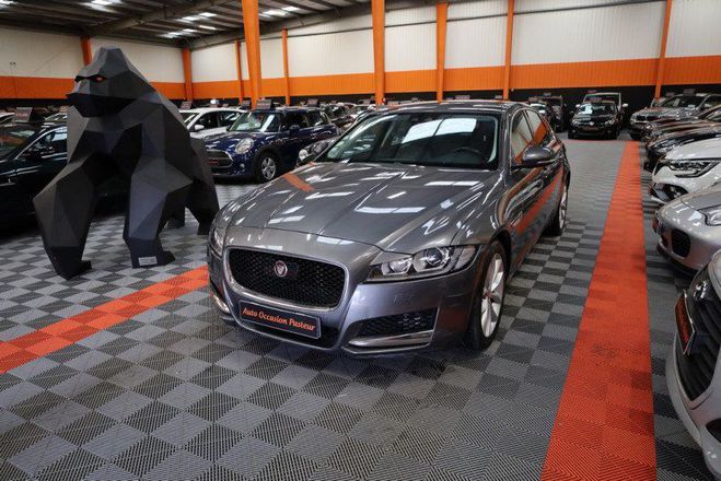 Jaguar XF 2.0D 180CH PRESTIGE BVA Gris F de 2018