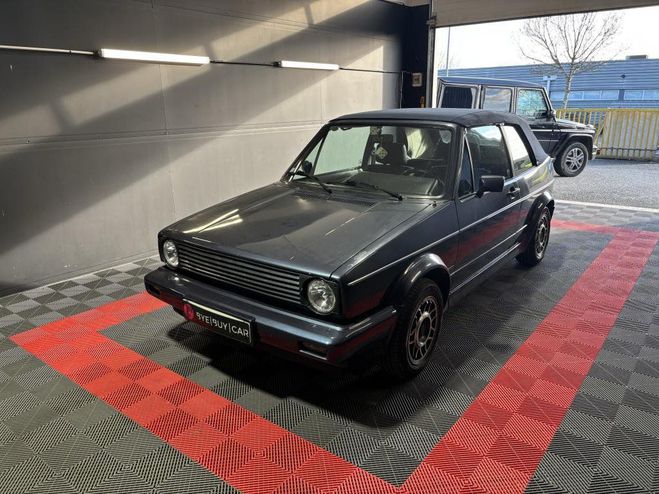 Cliquer pour voir la photo suivante Volkswagen Golf 1.8 112 Cv CABRIOLET BLEU de 1990