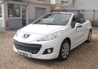  Voir d&eacute;tails -Peugeot 207 CC (2) 1.6 VTI 120 SPORT &agrave; Gagny (93)
