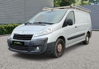  Voir d&eacute;tails -Peugeot Expert BOITE AUTO 2.0L 160CH &agrave; Loison-sous-Lens (62)