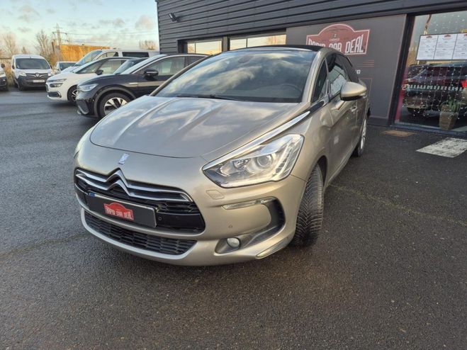 Citroen DS 5 DS5 1.6 BlueHDi FAP - 120 S&S BERLINE  GRIS CLAIR de 2015