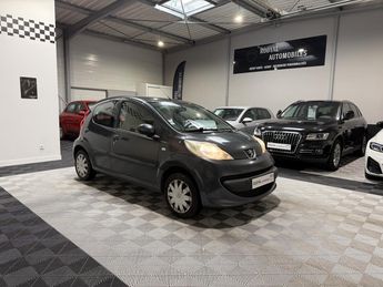  Voir d&eacute;tails -Peugeot 107 1.0 12v Trendy 5p &agrave; Chanceaux-sur-Choisille (37)