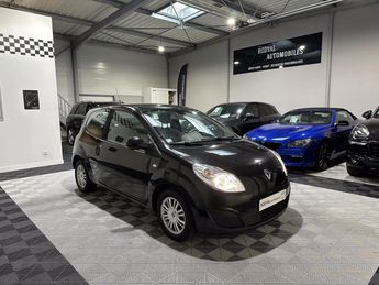  Voir d&eacute;tails -Renault Twingo II (X44) 1.2 i 16V LEV 75 cv HELIOS &agrave; Chanceaux-sur-Choisille (37)