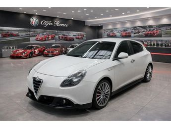  Voir d&eacute;tails -Alfa romeo Giulietta 1750 TUBRO TBi 235 QUADRIFOGLIO VERDE QV &agrave; Saint-Laurent-du-Var (06)
