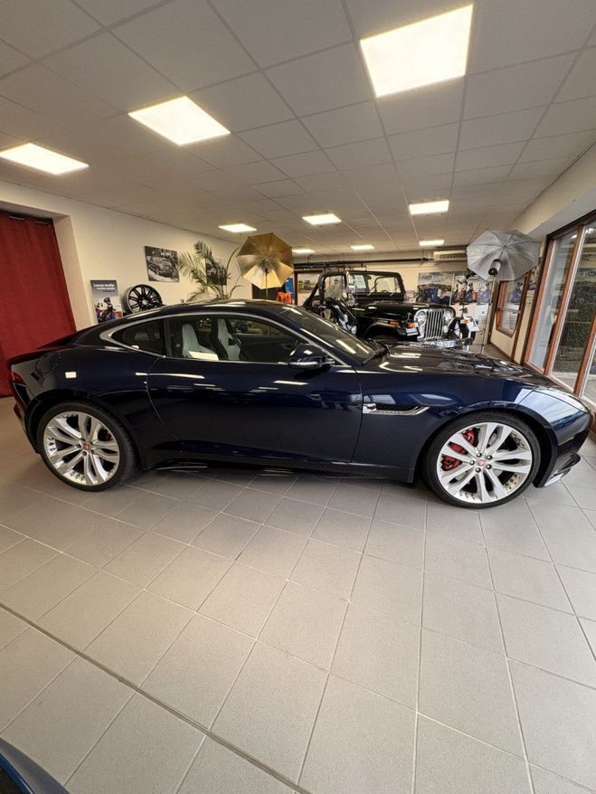 Jaguar F-Type Coup� R 550ch 5.0 L Compresseur Portofino Blue de 2015