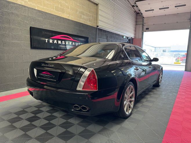 Maserati Quattroporte V8 4.2 L Noir de 2006