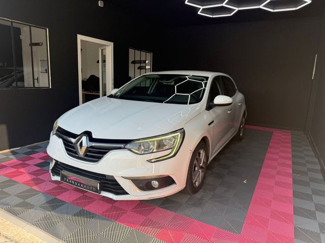 Renault Megane IV BERLINE dCi 110 Energy Life DISTRIBUT Blanc de 2018