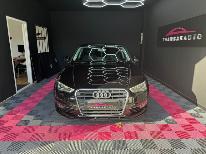 Audi A3 BERLINE 2.0 TDI 150 Ambition Luxe S tron Noir de 2015
