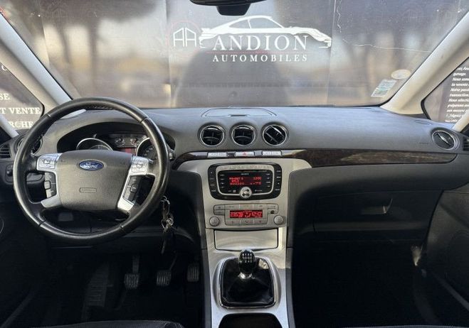 Ford Galaxy 2.0 TDCI 140CH DPF GHIA Gris de 2008