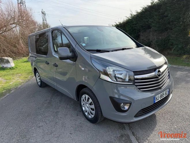 Opel Vivaro COMBI L1H1 1.6CDTI 120 CH 6PLACES PAS DE Gris de 2016