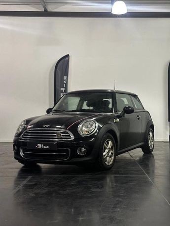  Voir d&eacute;tails -Mini One 1.6 75 BRICK LANE &agrave; Montbazon (37)