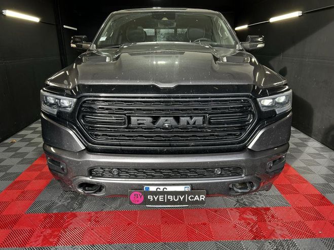Dodge Ram 1500 Limited 5.7 L HEMI V8 395 ch? Crew  GRIS FONCE de 2021