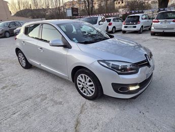  Voir d&eacute;tails -Renault Megane III Berline 5 ptes. Zen &agrave;  Les Pennes-Mirabeau (13)