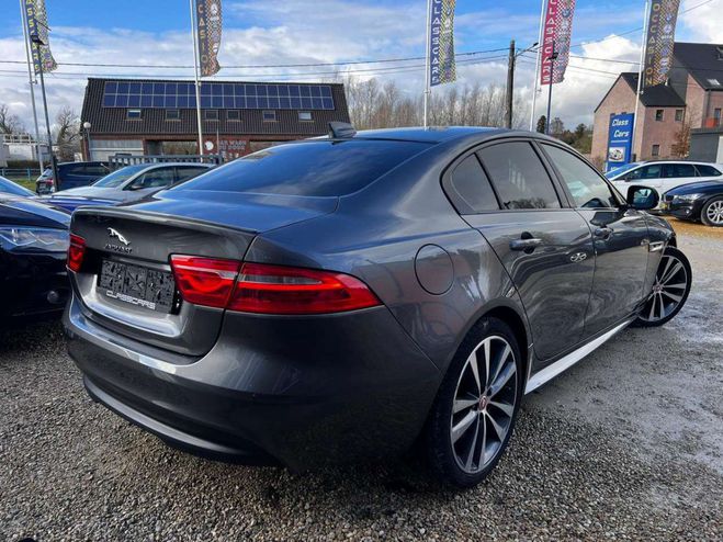 Jaguar XE 2.0 R-Sport ESSENCE Bte-AUTO 1er MAIN CA Gris M�tallis� de 