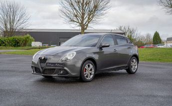  Voir d&eacute;tails -Alfa romeo Giulietta 1.6 JTDM 105CH DISTINCTIVE BUSINESS STOP &agrave; Chars (95)