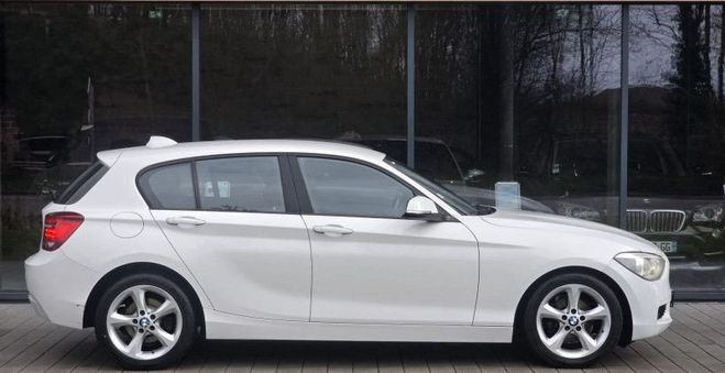 BMW Serie 1 (F21-F20) 116I 136CH LOUNGE 5P Blanc de 2012