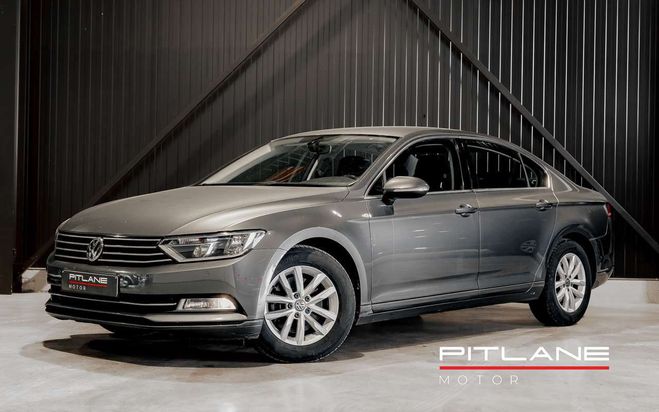 Cliquer pour voir la photo suivante Volkswagen Passat 1.6 TDi Edition Highline CAMERA SIEGES C Gris Métallisé de