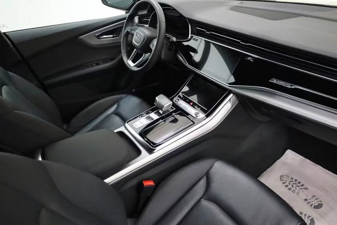 Audi Q8 55 TFSI quattro, Navi,SH,Cam,Pano,B&O MYTHOSSCHWARZ de 2022