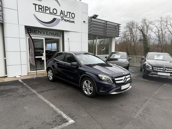 Cliquer pour voir la photo suivante Mercedes Classe GLA 200 d - BV 7G-DCT - Sensation - CAMERA A BLEU FONCE de 2017
