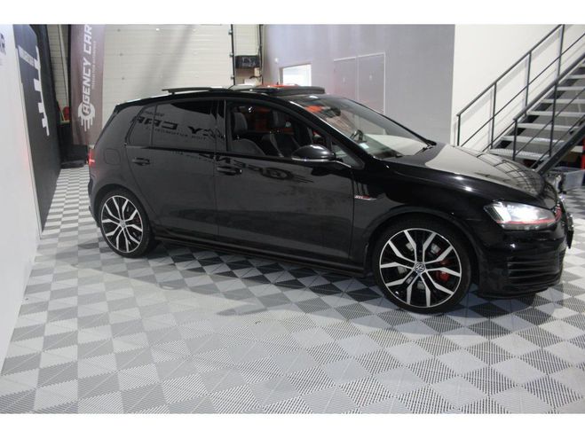 Volkswagen Golf GTI 7 PERFORMANCE - toit ouvrant - Entre NOIR de 2015
