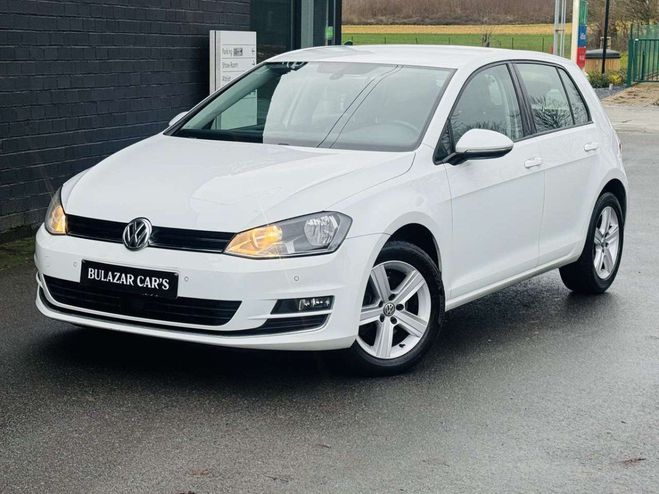 Cliquer pour voir la photo suivante Volkswagen Golf 1.2 TSI Highline DSG Métallisé Métallisé de