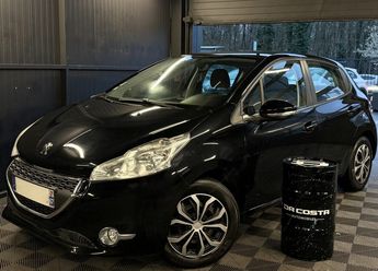  Voir d&eacute;tails -Peugeot 208 1.2 VTI 82 Cv 5 PORTES / 52 500 Kms CRIT &agrave; Taverny (95)