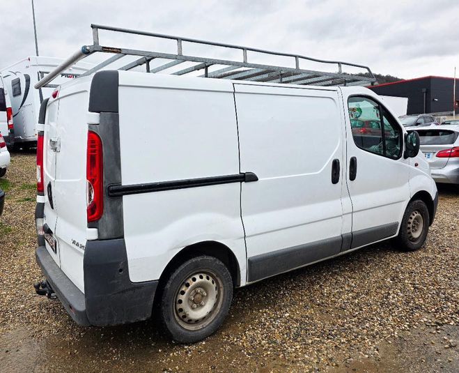 Opel Vivaro 2.0 CDTI 90 CT OK MOTEUR A CHAINE BOITE  Blanc de 2011