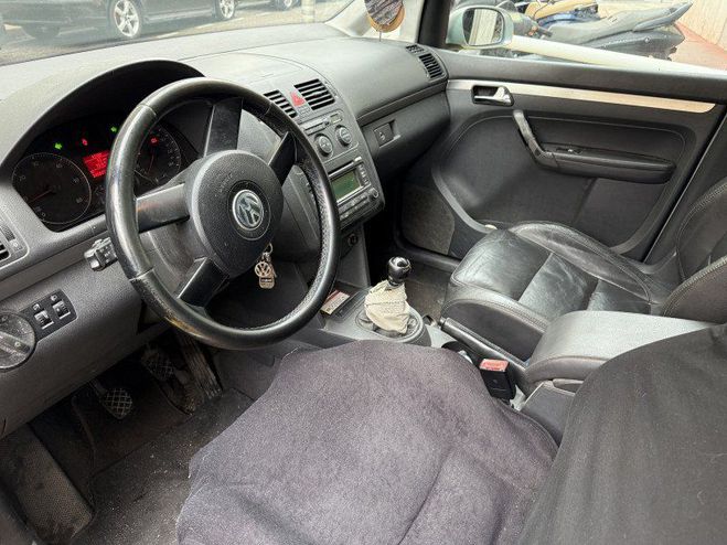 Volkswagen Touran 2.0 TDI 140CH CARAT 7 PLACES Gris C de 2005