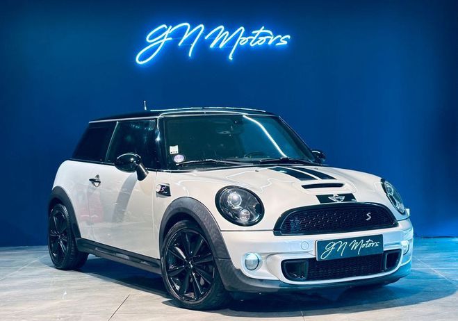 Cliquer pour voir la photo suivante Mini One II R56 (2) Cooper S Turbo 1.6 184Ch Suiv Argent de 2011