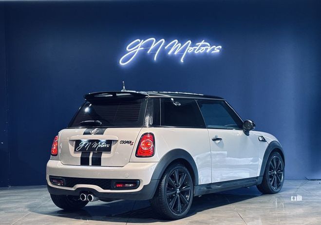 Mini One II R56 (2) Cooper S Turbo 1.6 184Ch Suiv Argent de 2011