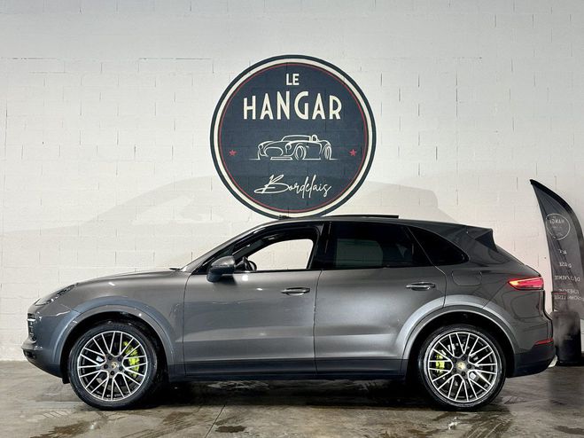 Porsche Cayenne E-Hybrid V6 3.0 462ch Tiptronic BVA8 Gris Quartz M�tallis� de 2018