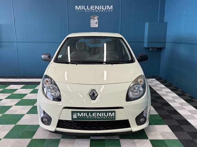 Renault Twingo II 1.2 LEV 16V 75CH ACCESS ECO� Jaune de 2011