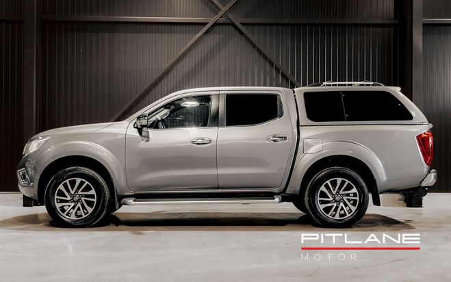 Nissan Np300 NAVARA 2.3 dCi 4WD CUIR CAMERA ATTELAGE  Gris M�tallis� de 