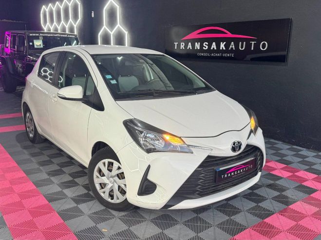 Toyota Yaris MY20 1.0 VVT-i 70 ch Design ~ Cam�ra de  Blanc de 2020