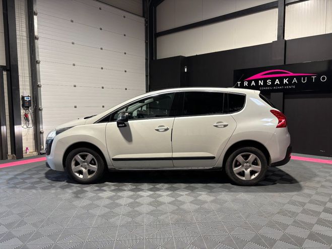 Peugeot 3008 1.6 HDi 16V 112ch FAP F�line - premi�re  Blanc de 2011