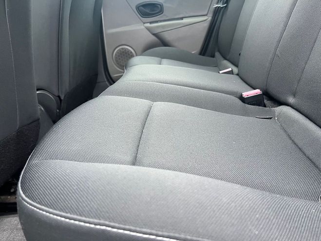 Renault Megane 3 1.6 110 ESSENCE+ETHANOL AUTHENTIQUE 1 Gris fonc� de 2009