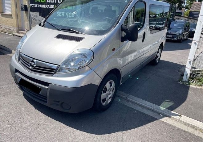 Opel Vivaro COMBI 2.5 CDTI145 M1 PACK CLIM  de 2011